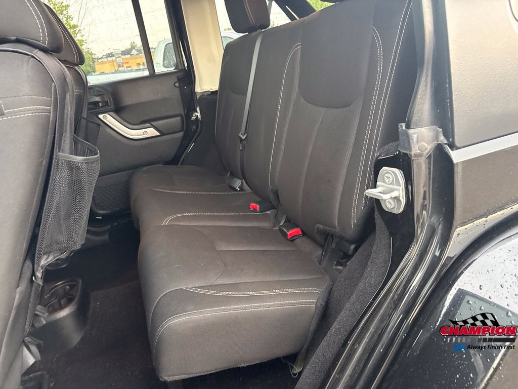 2016 Jeep Wrangler Unlimited Sahara
