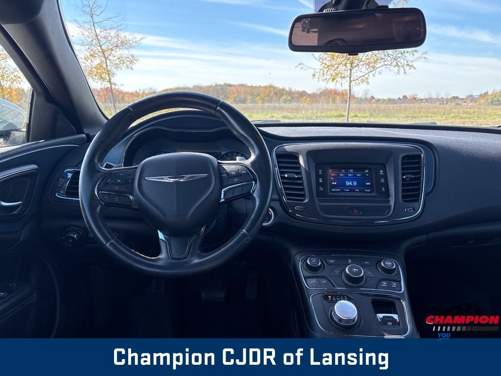 2015 Chrysler 200 S