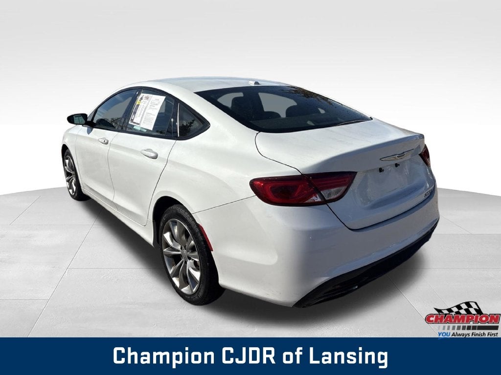 2015 Chrysler 200 S
