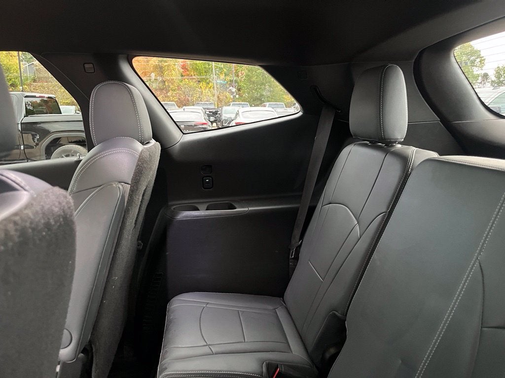 2022 Buick Enclave Essence