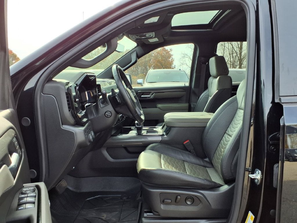 2025 Chevrolet Silverado 1500 ZR2